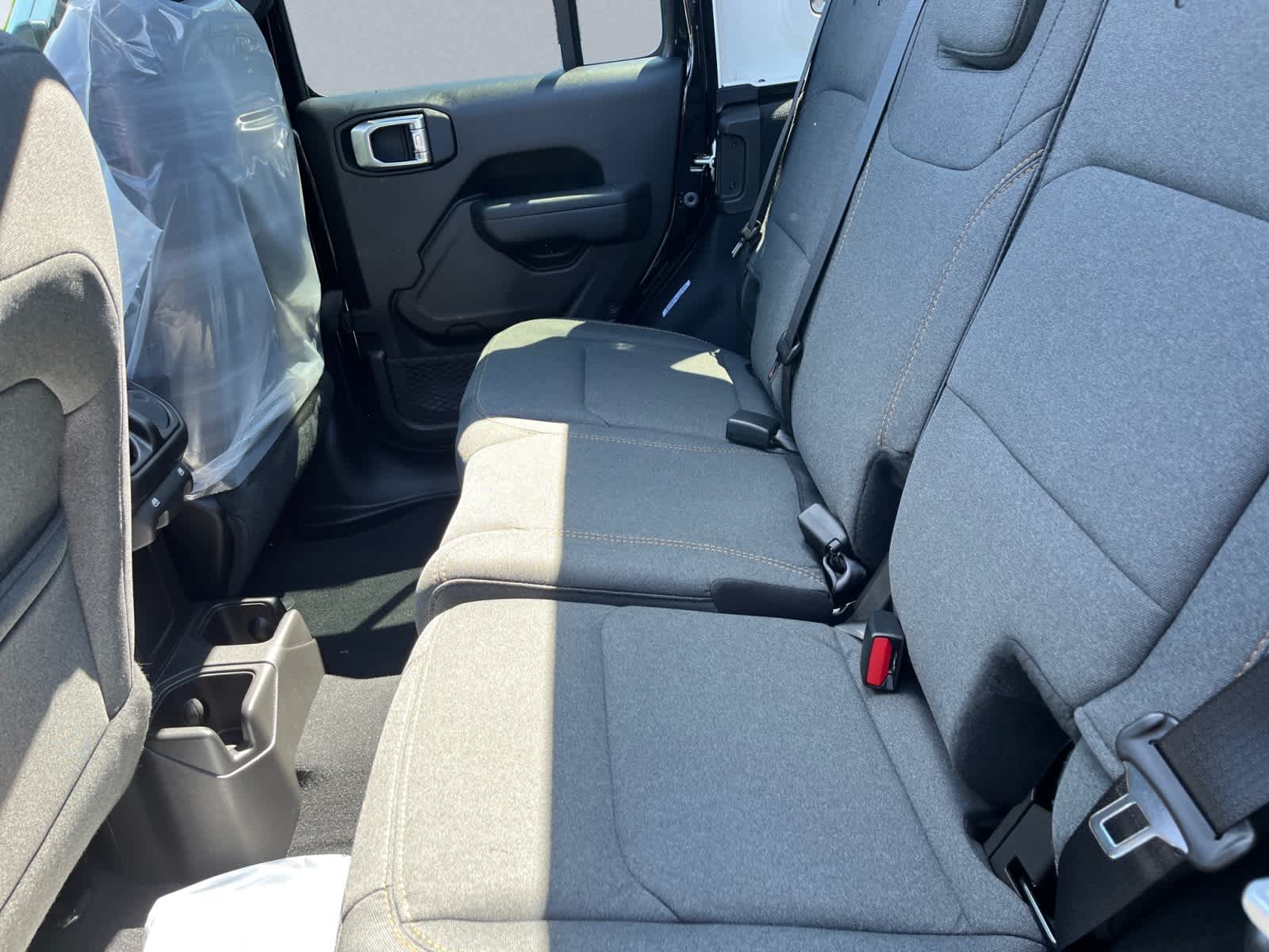 new 2025 Jeep Wrangler car, priced at $55,275