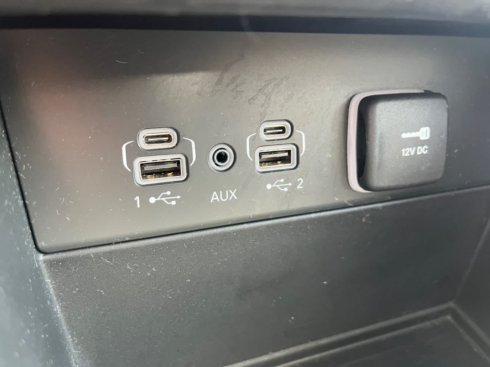 used 2024 Jeep Grand Cherokee car, priced at $39,998
