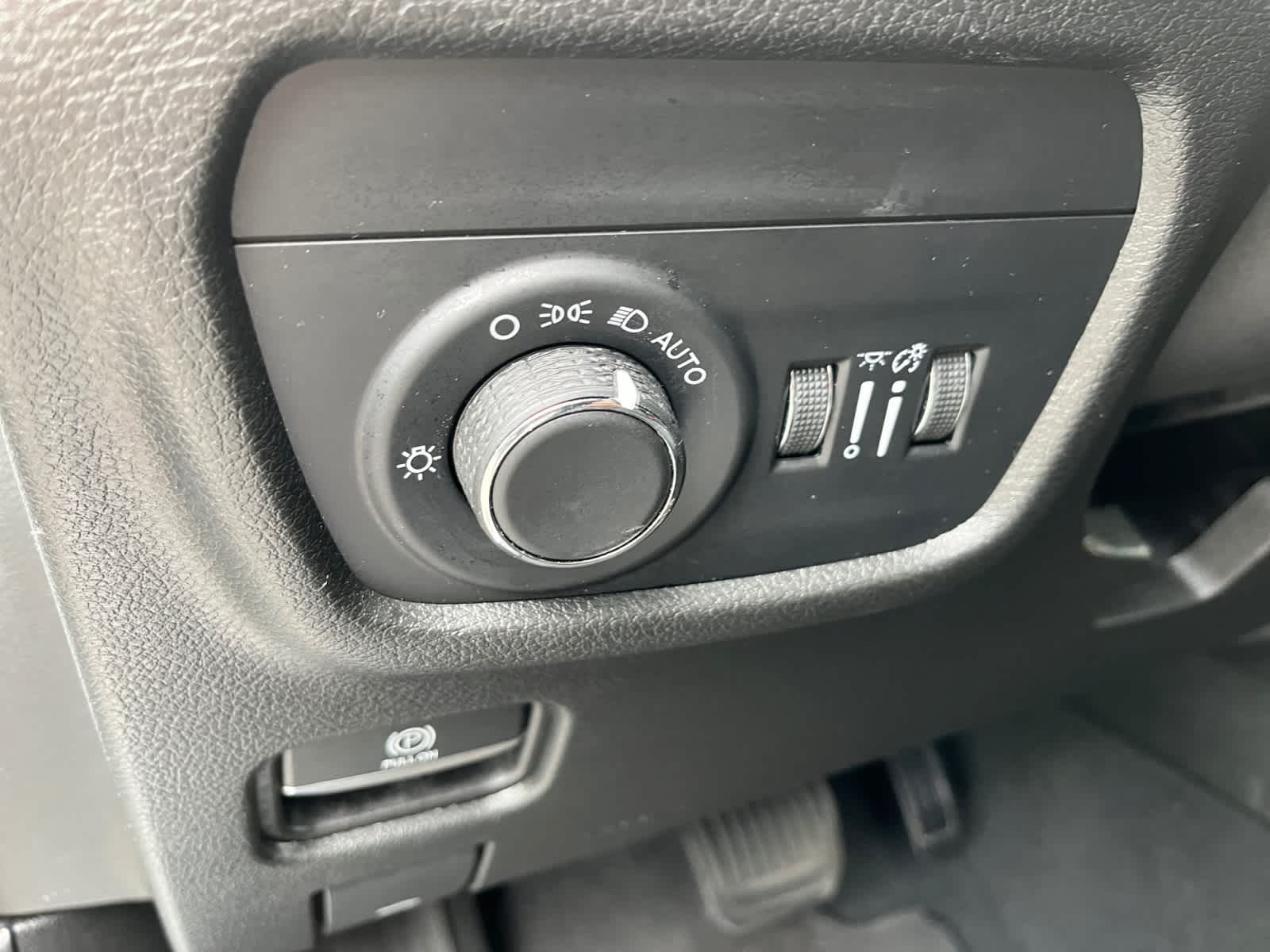 used 2023 Jeep Grand Cherokee L car, priced at $31,988