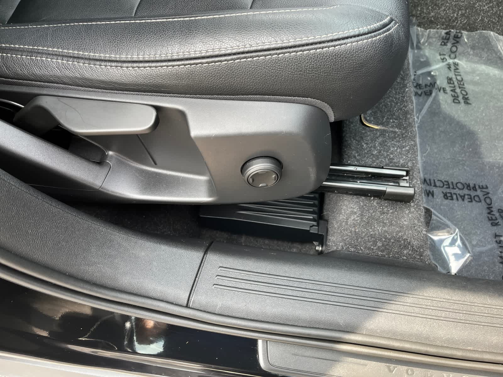 used 2019 Volvo XC40 car, priced at $19,788