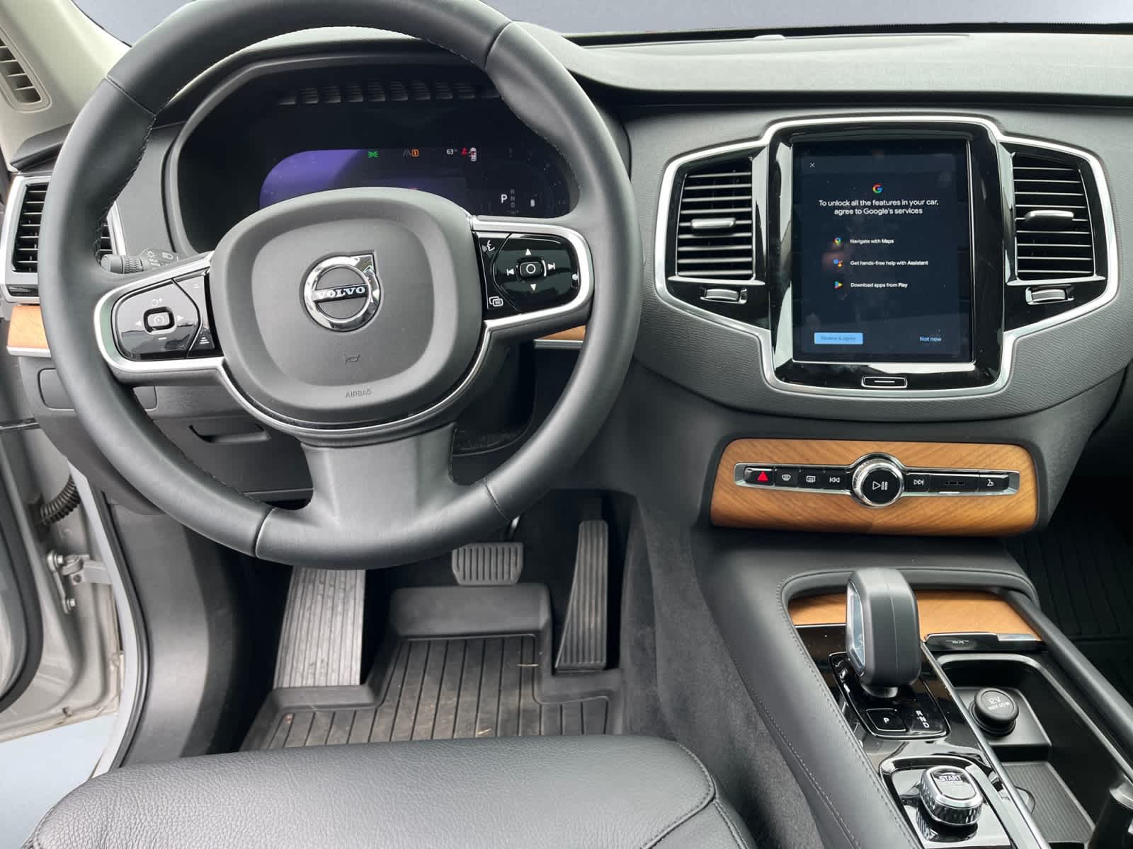 used 2023 Volvo XC90 car, priced at $48,858