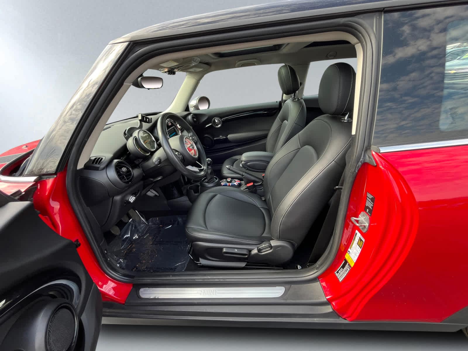 used 2019 MINI Hardtop 2 Door car, priced at $15,488