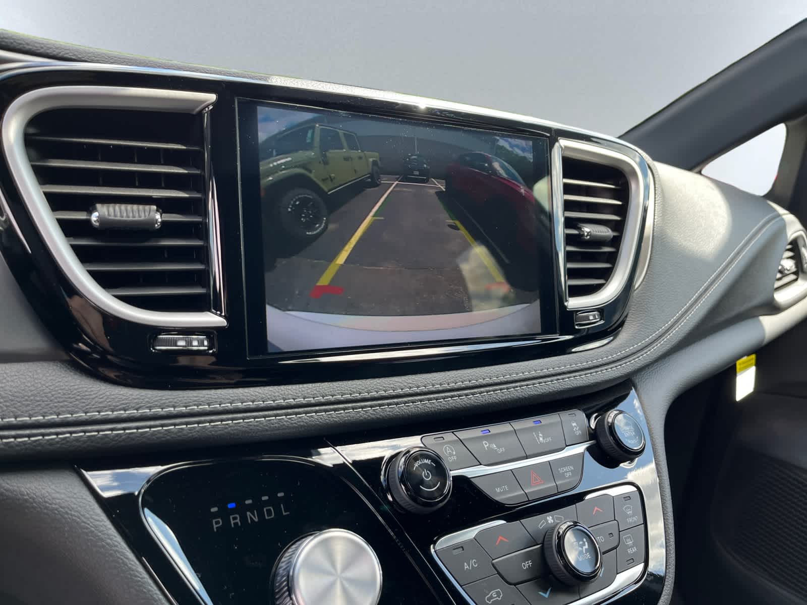 new 2025 Chrysler Pacifica car, priced at $44,445