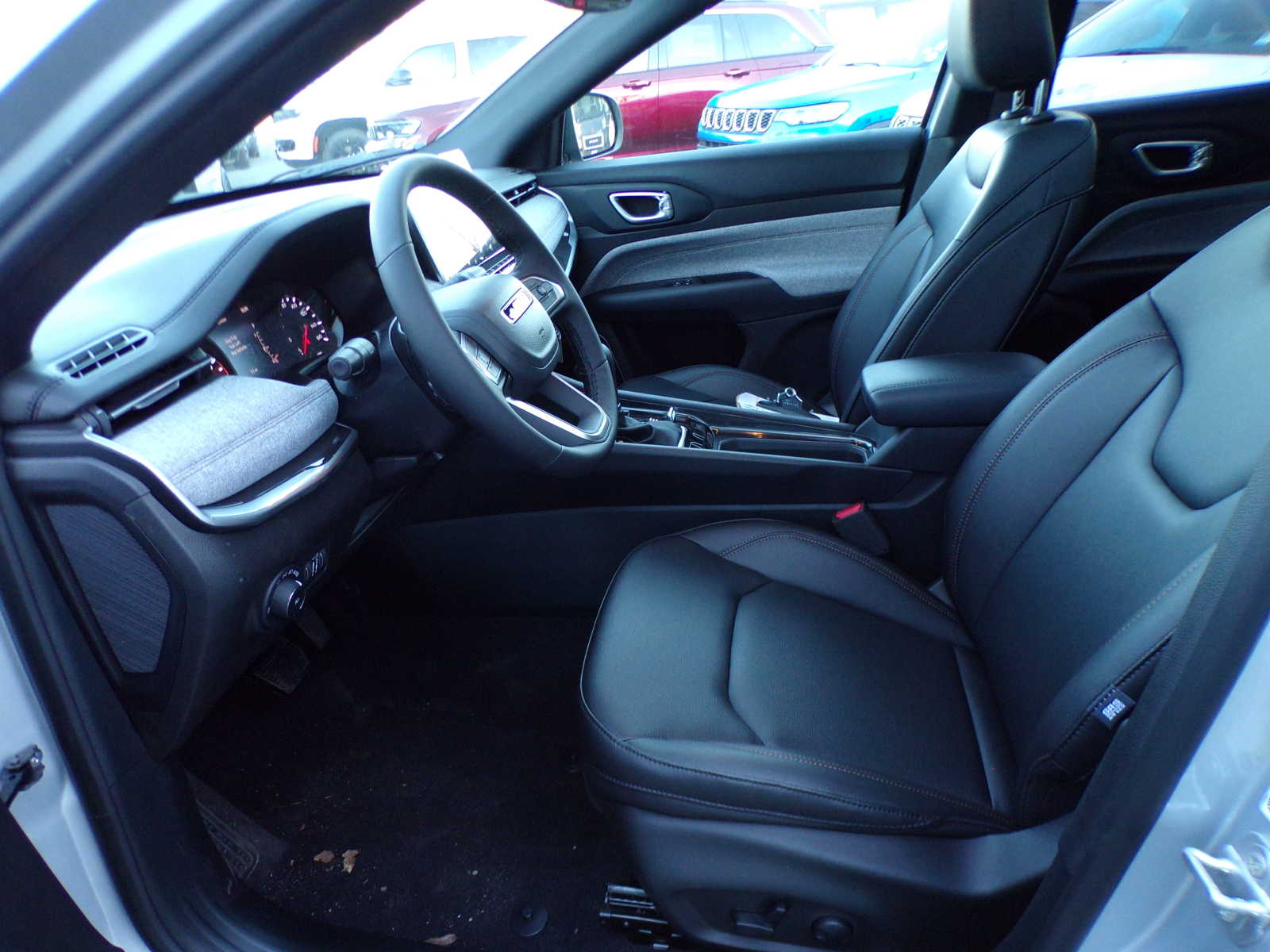 new 2024 Jeep Compass car, priced at $37,435