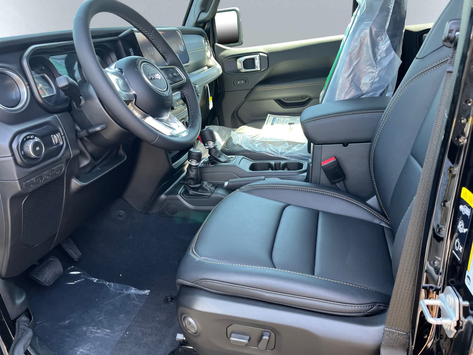 new 2025 Jeep Wrangler car, priced at $57,120