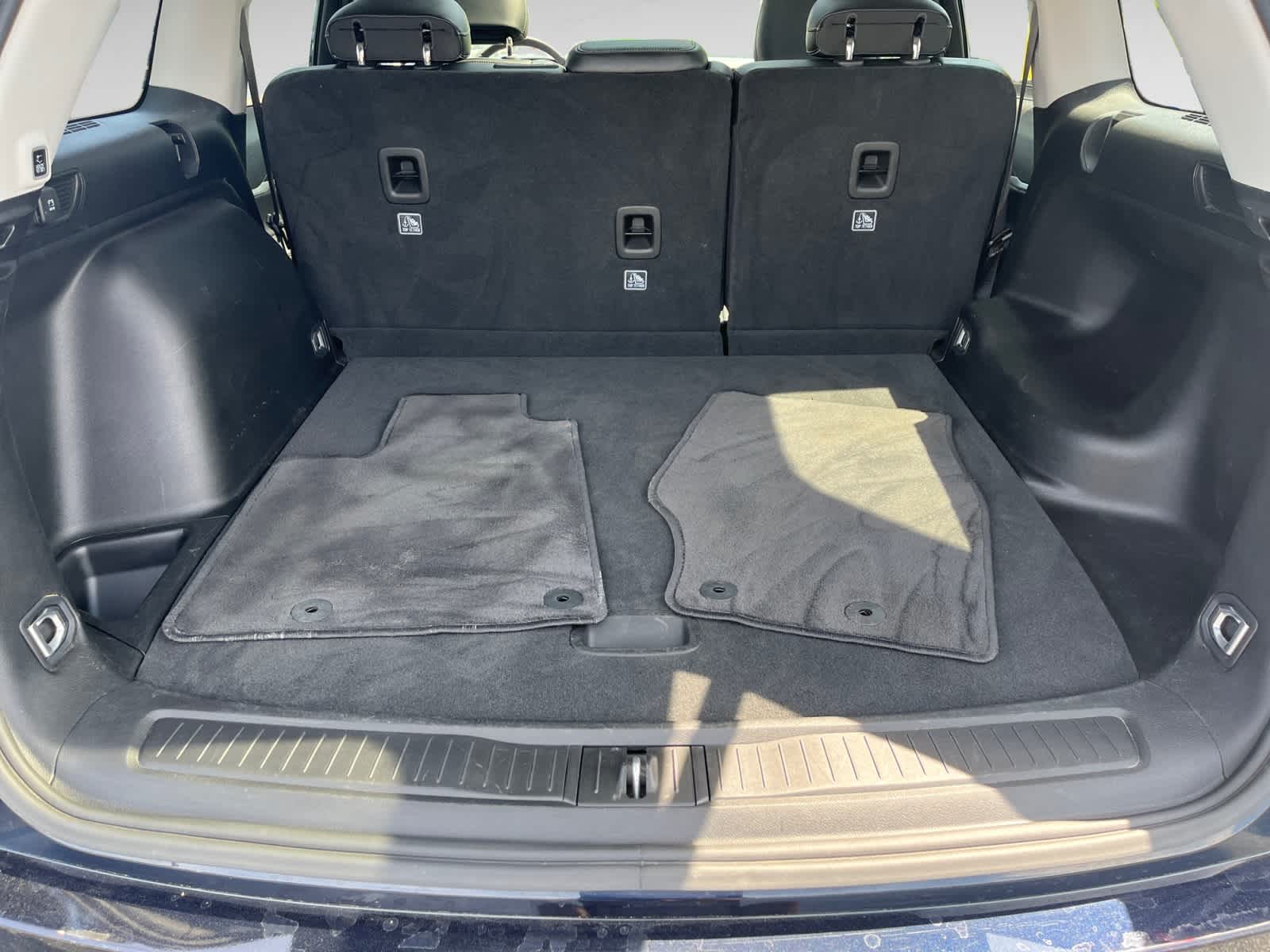 used 2024 Jeep Grand Cherokee car, priced at $39,998