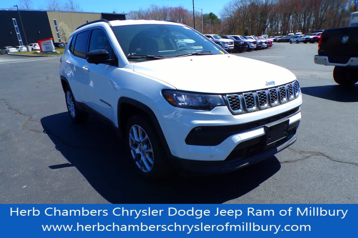 new 2024 Jeep Compass car, priced at $35,065