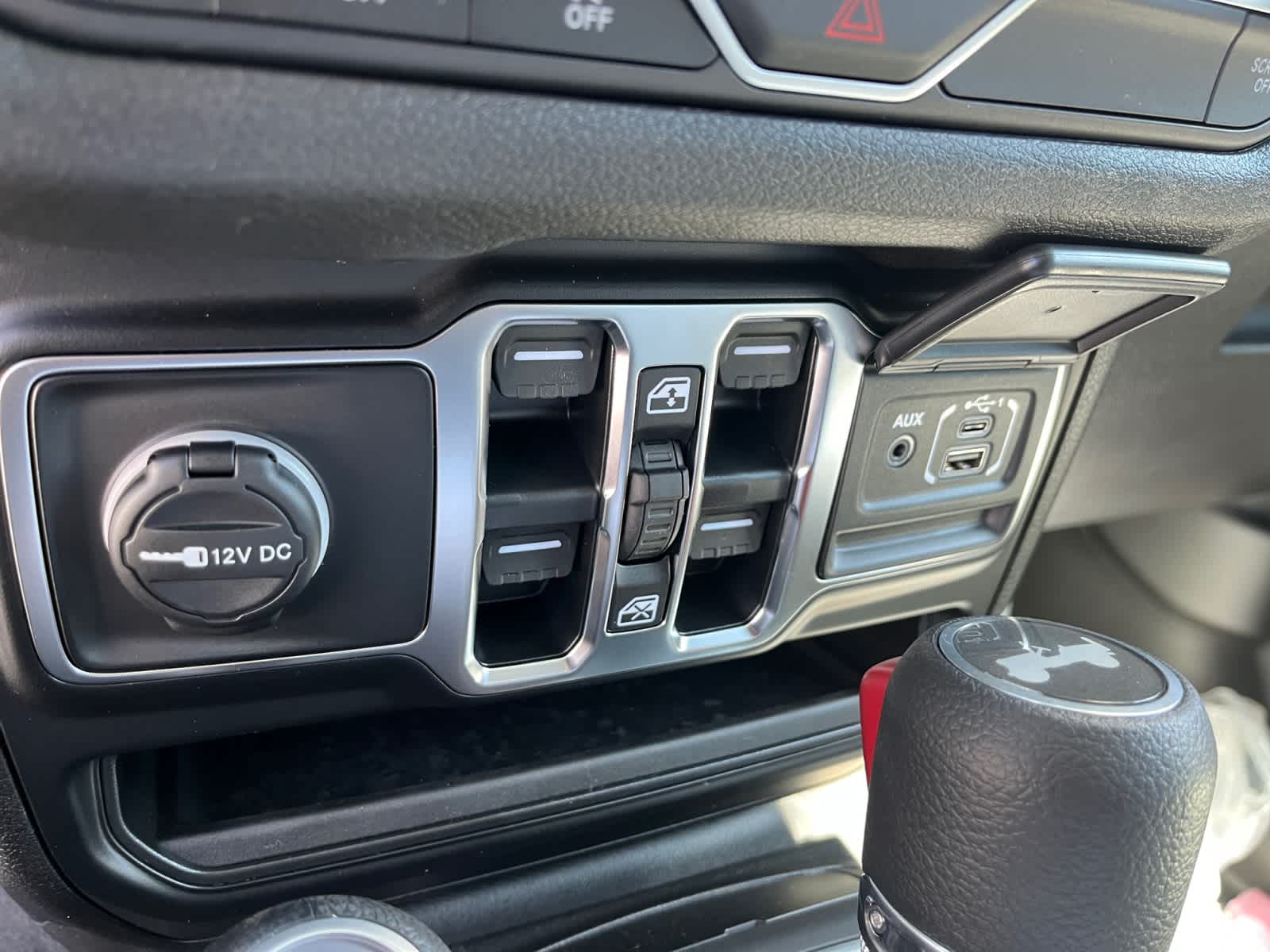 new 2025 Jeep Wrangler car, priced at $51,345