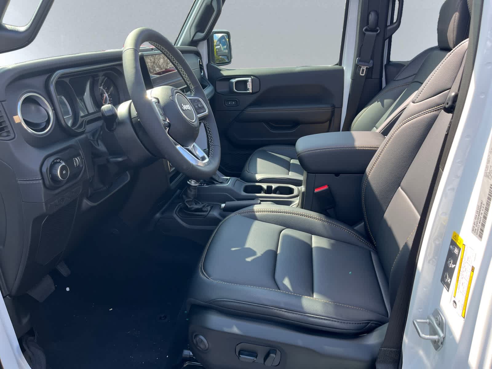 new 2025 Jeep Wrangler car, priced at $61,345