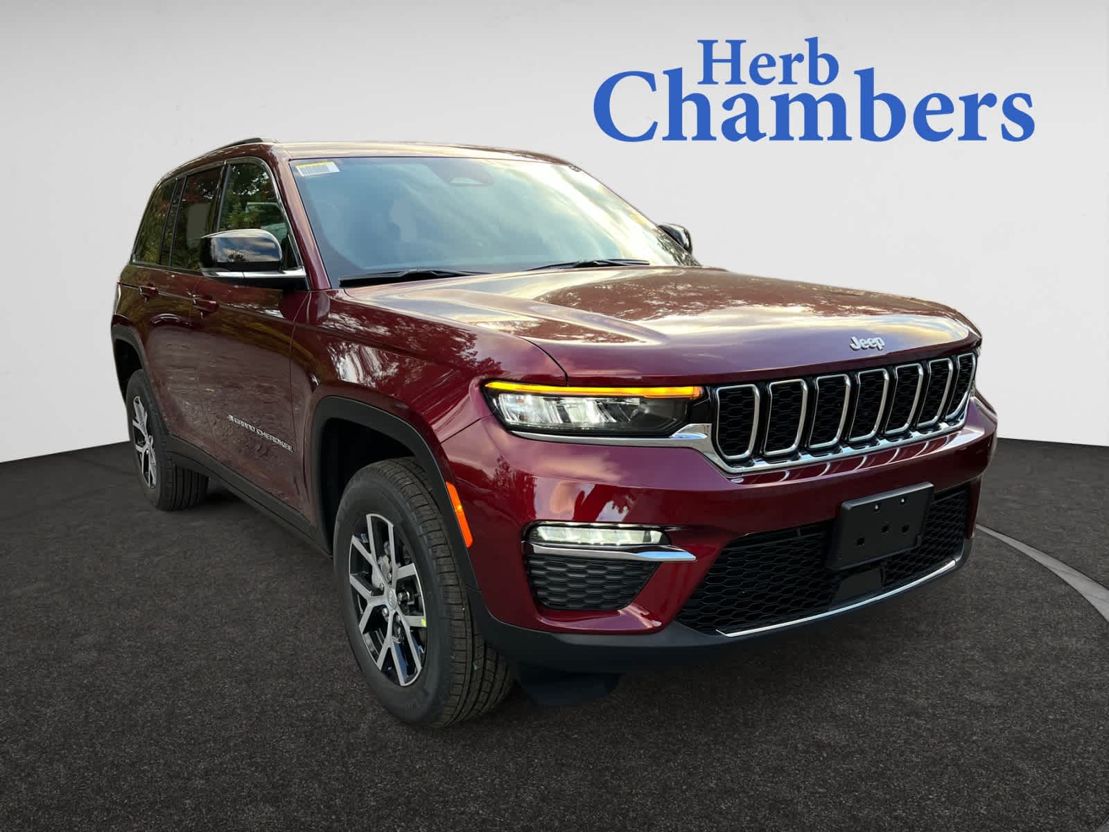 new 2025 Jeep Grand Cherokee car, priced at $49,810