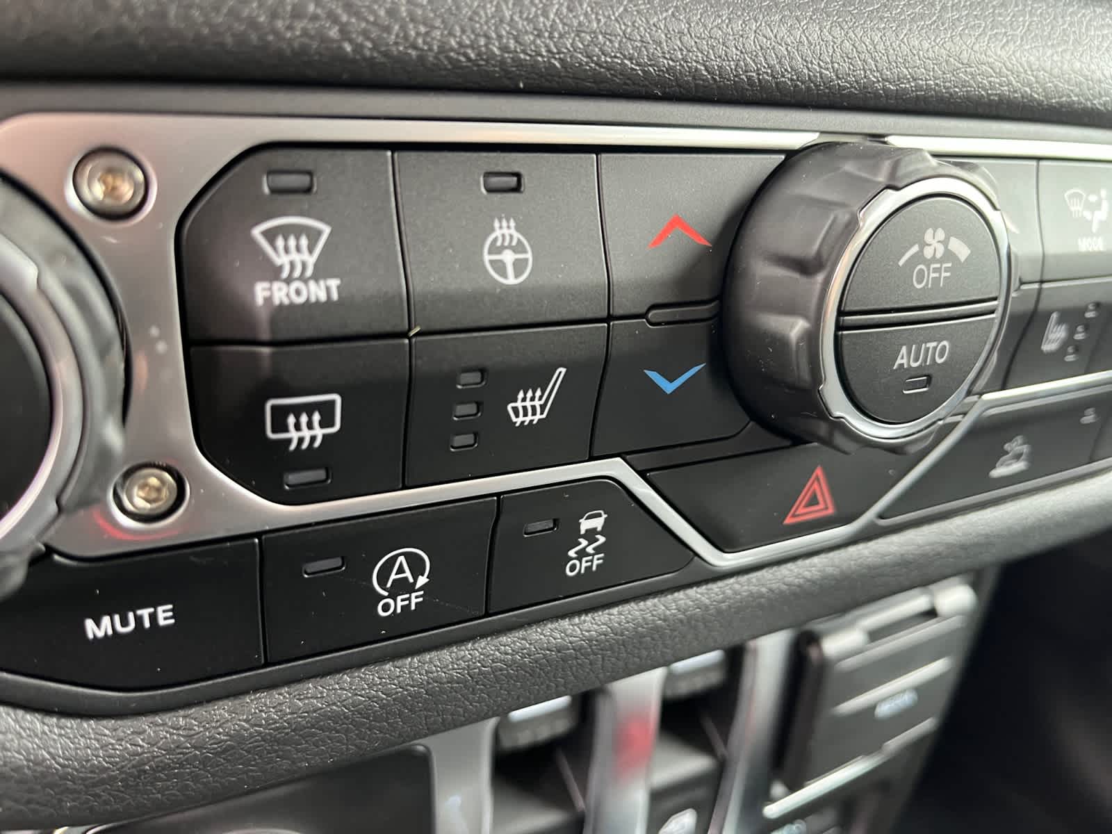 new 2025 Jeep Wrangler car, priced at $52,970