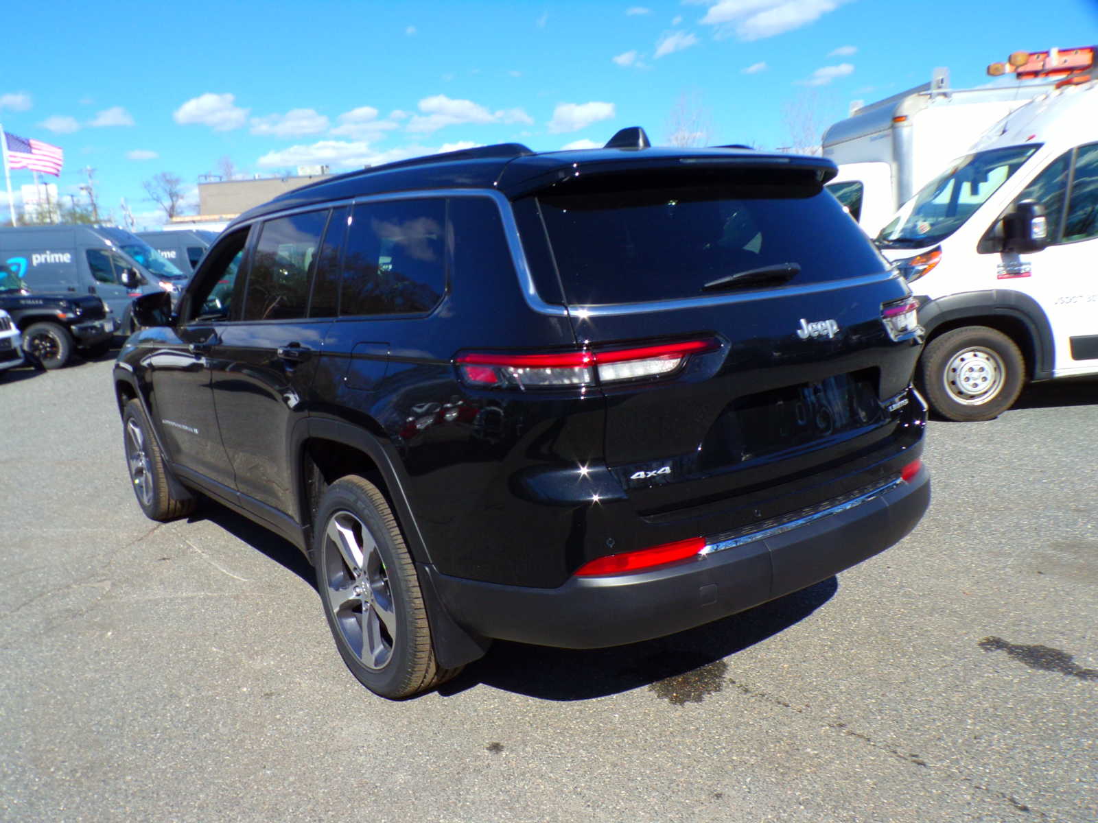 new 2024 Jeep Grand Cherokee car, priced at $57,735