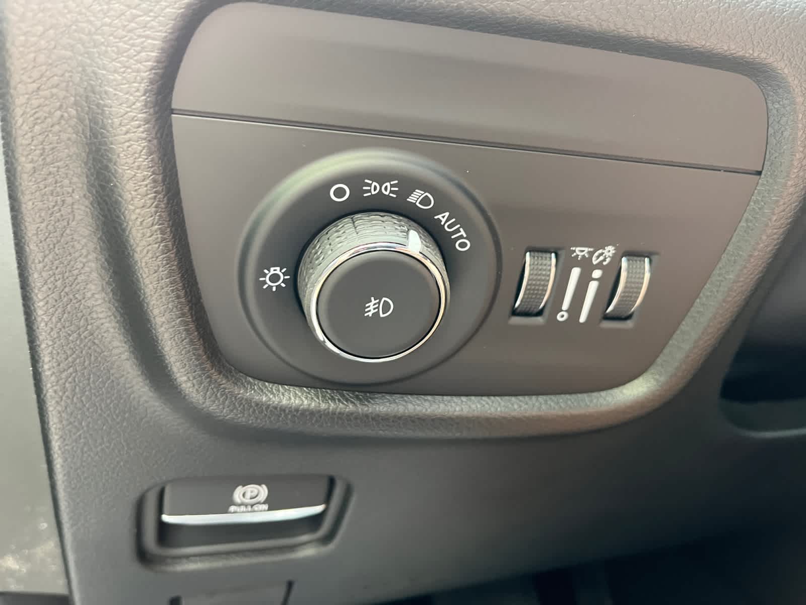 new 2025 Jeep Grand Cherokee car, priced at $52,935