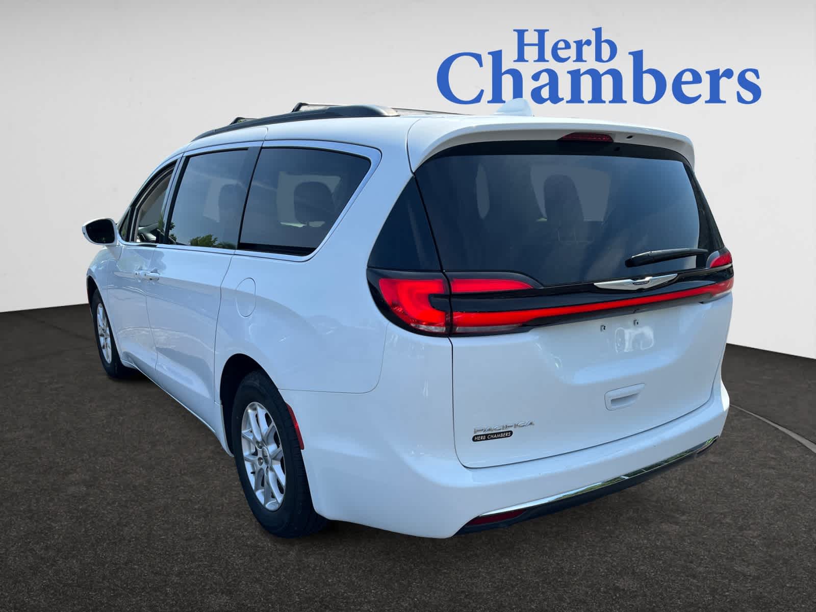 used 2022 Chrysler Pacifica car, priced at $21,988