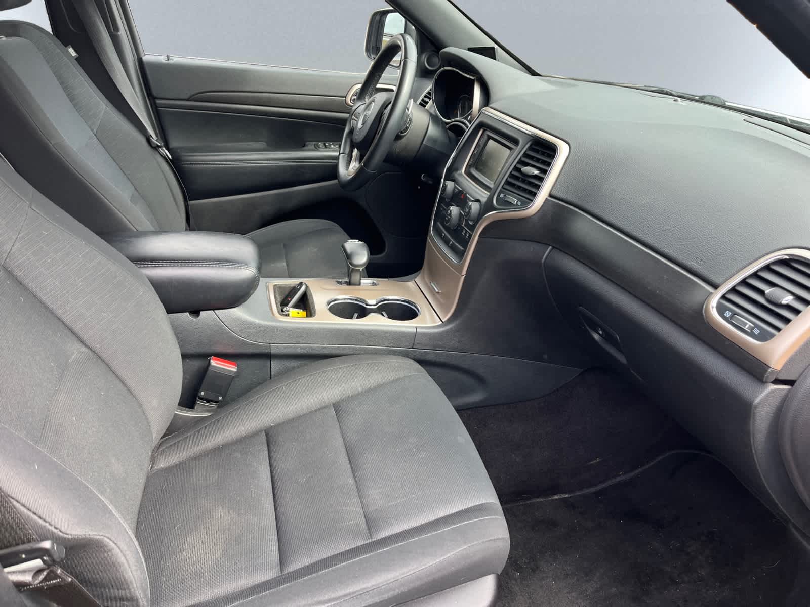 used 2015 Jeep Grand Cherokee car, priced at $9,988