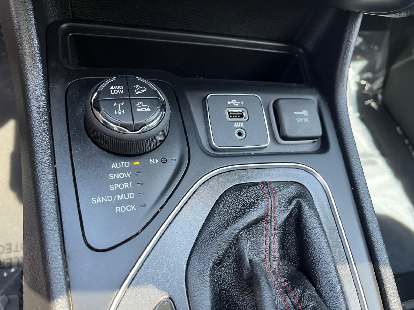 used 2020 Jeep Cherokee car, priced at $22,698