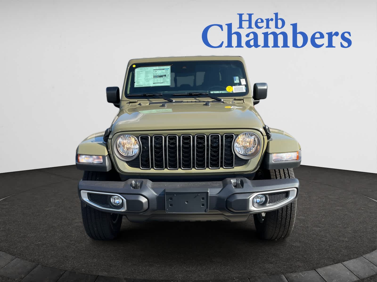 new 2025 Jeep Gladiator car, priced at $53,500