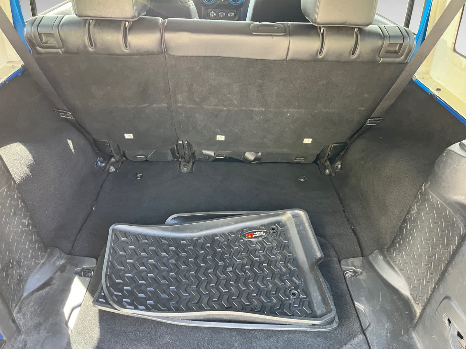 used 2015 Jeep Wrangler Unlimited car, priced at $19,868