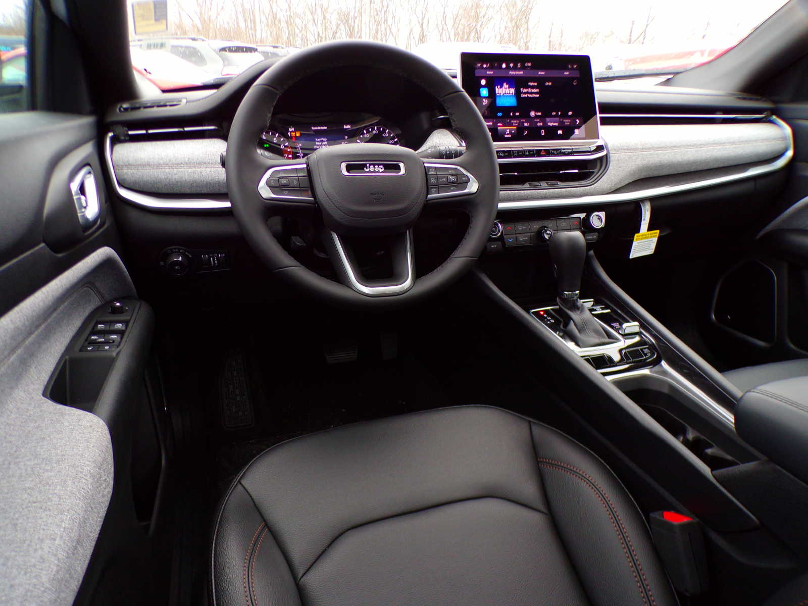 new 2024 Jeep Compass car, priced at $39,415