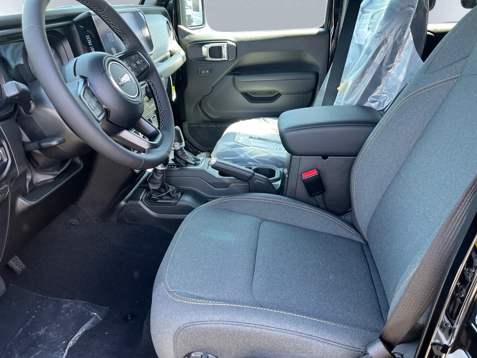 new 2025 Jeep Wrangler car, priced at $55,275