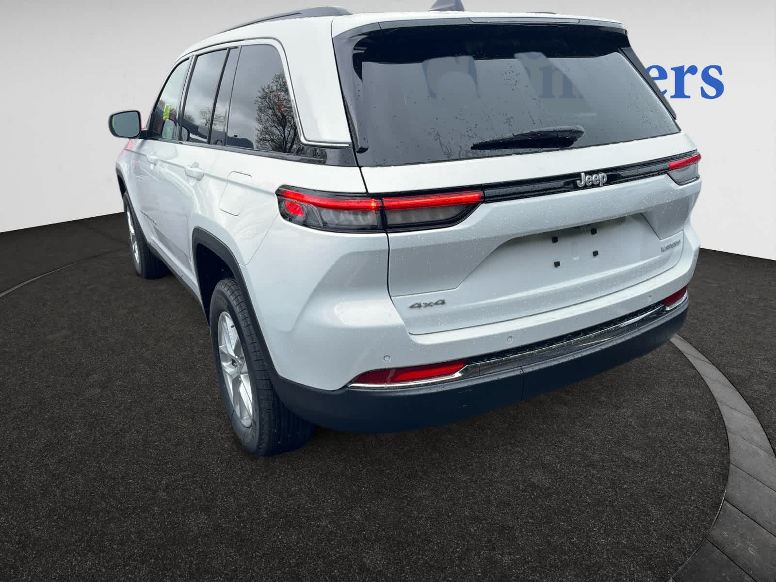 new 2025 Jeep Grand Cherokee car, priced at $41,780