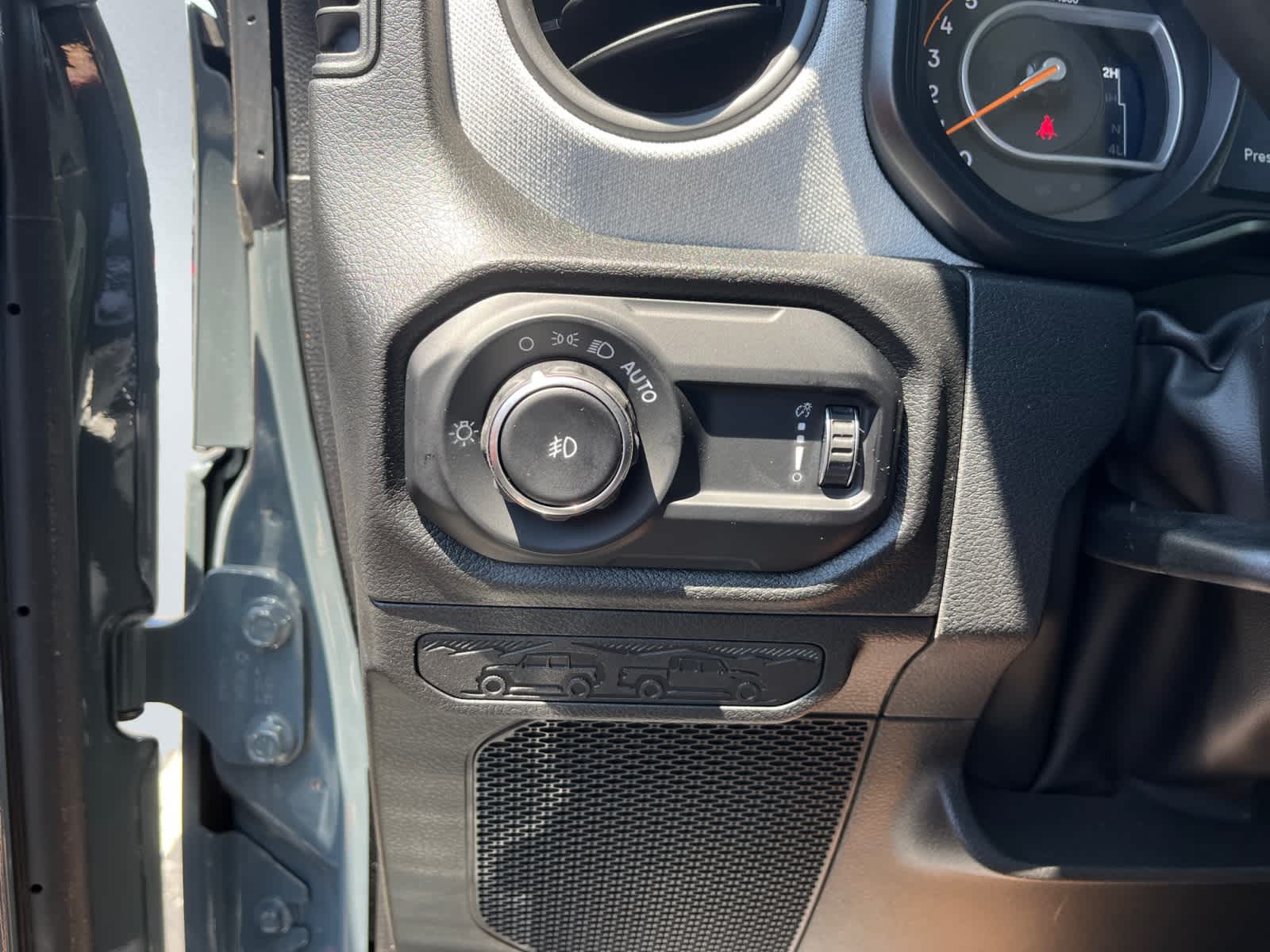 new 2025 Jeep Wrangler car, priced at $51,175
