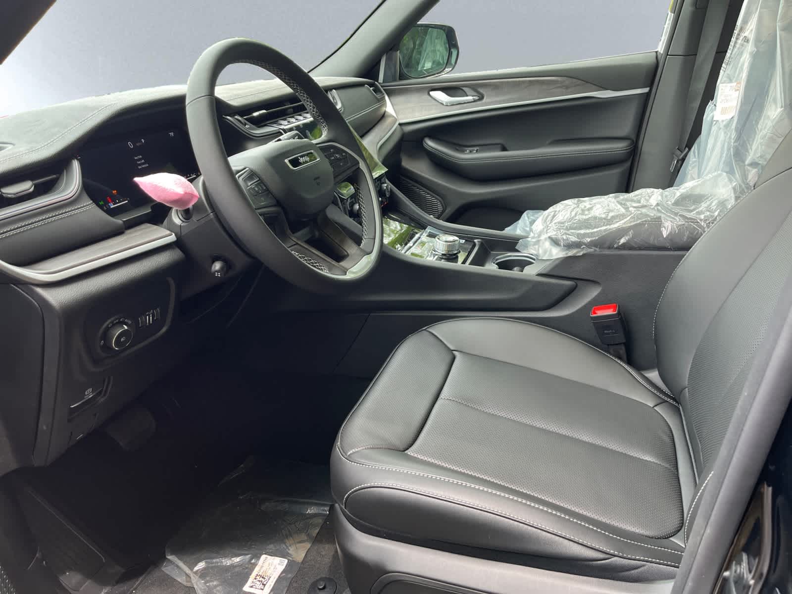 new 2025 Jeep Grand Cherokee car, priced at $52,935