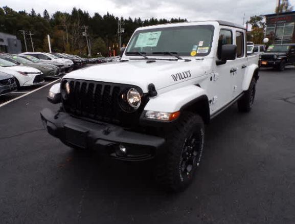 used 2023 Jeep Gladiator car, priced at $45,907