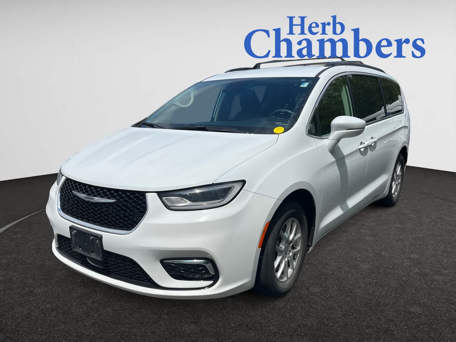 used 2022 Chrysler Pacifica car, priced at $22,378