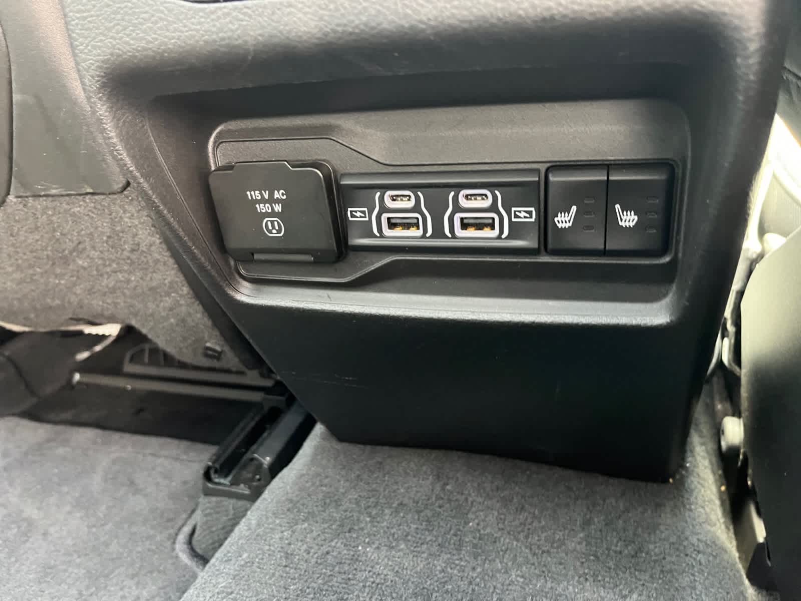 used 2024 Jeep Grand Cherokee car, priced at $39,998