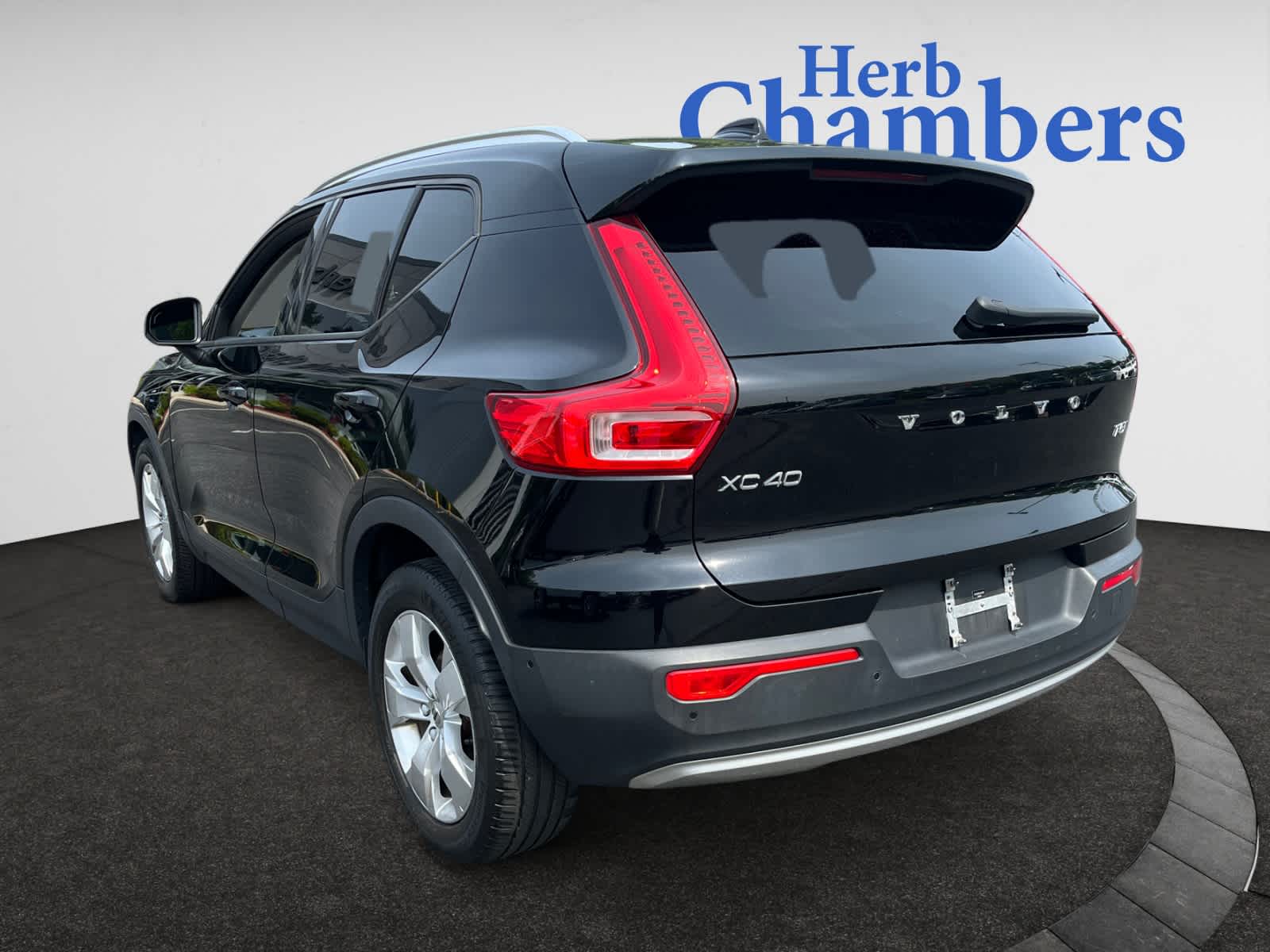 used 2019 Volvo XC40 car, priced at $19,788