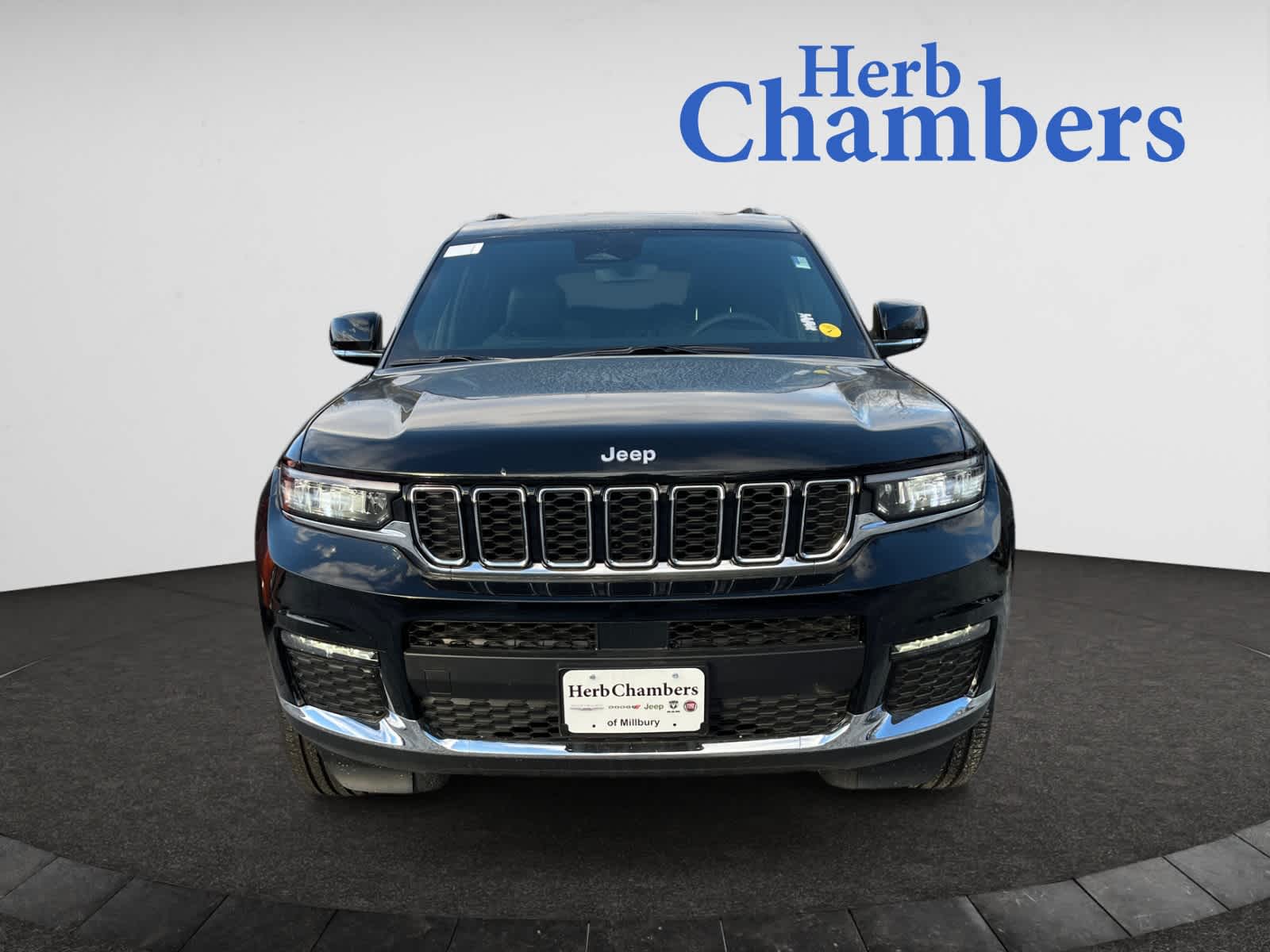 new 2024 Jeep Grand Cherokee car, priced at $57,735