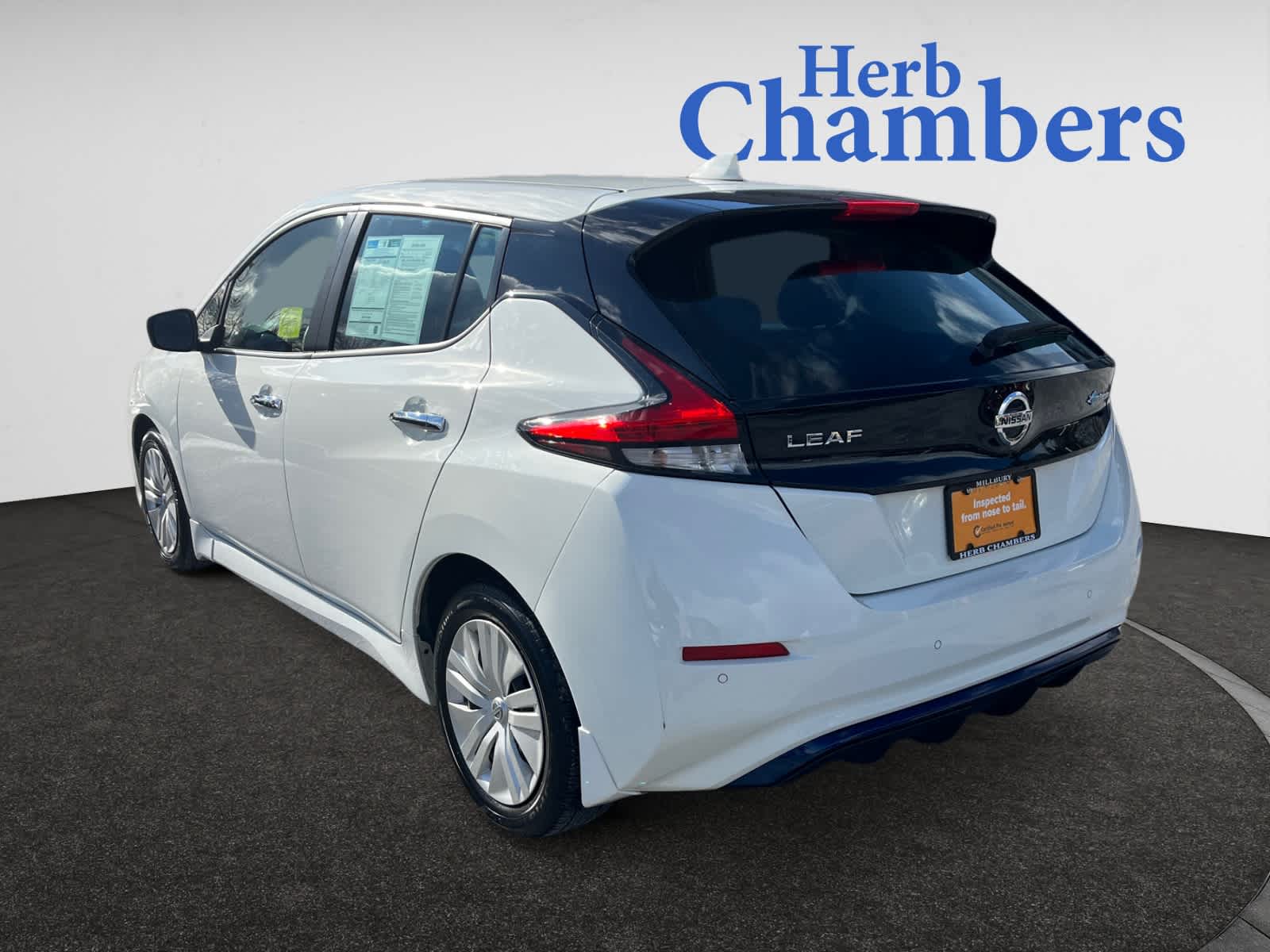 used 2021 Nissan Leaf car, priced at $13,998