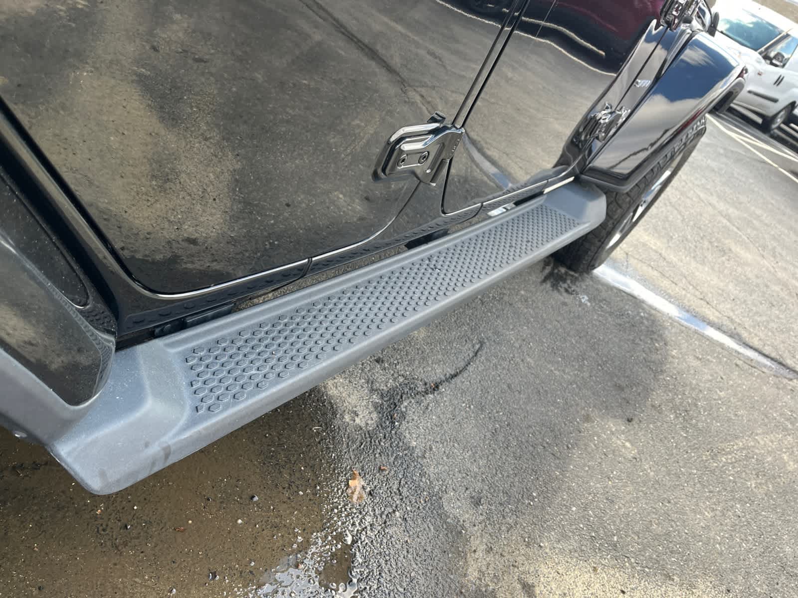 used 2020 Jeep Wrangler Unlimited car, priced at $29,868