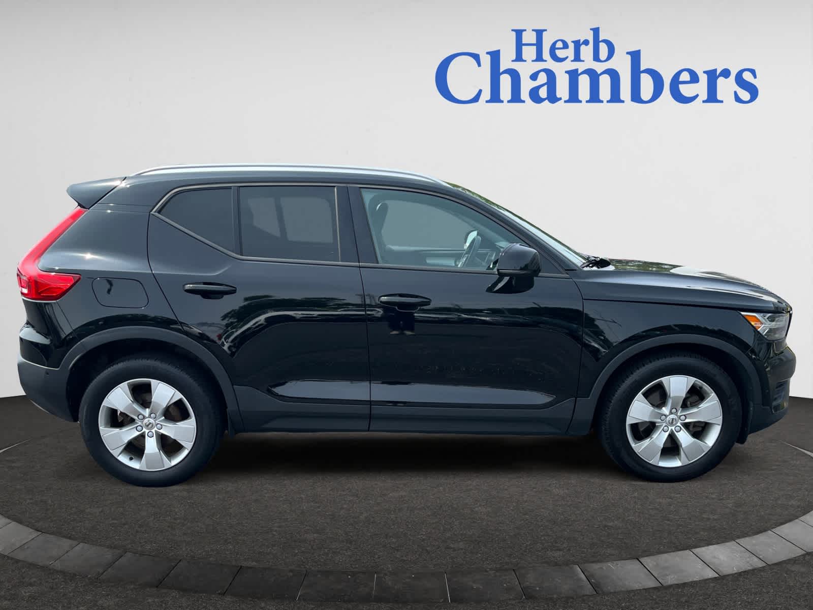 used 2019 Volvo XC40 car, priced at $19,788
