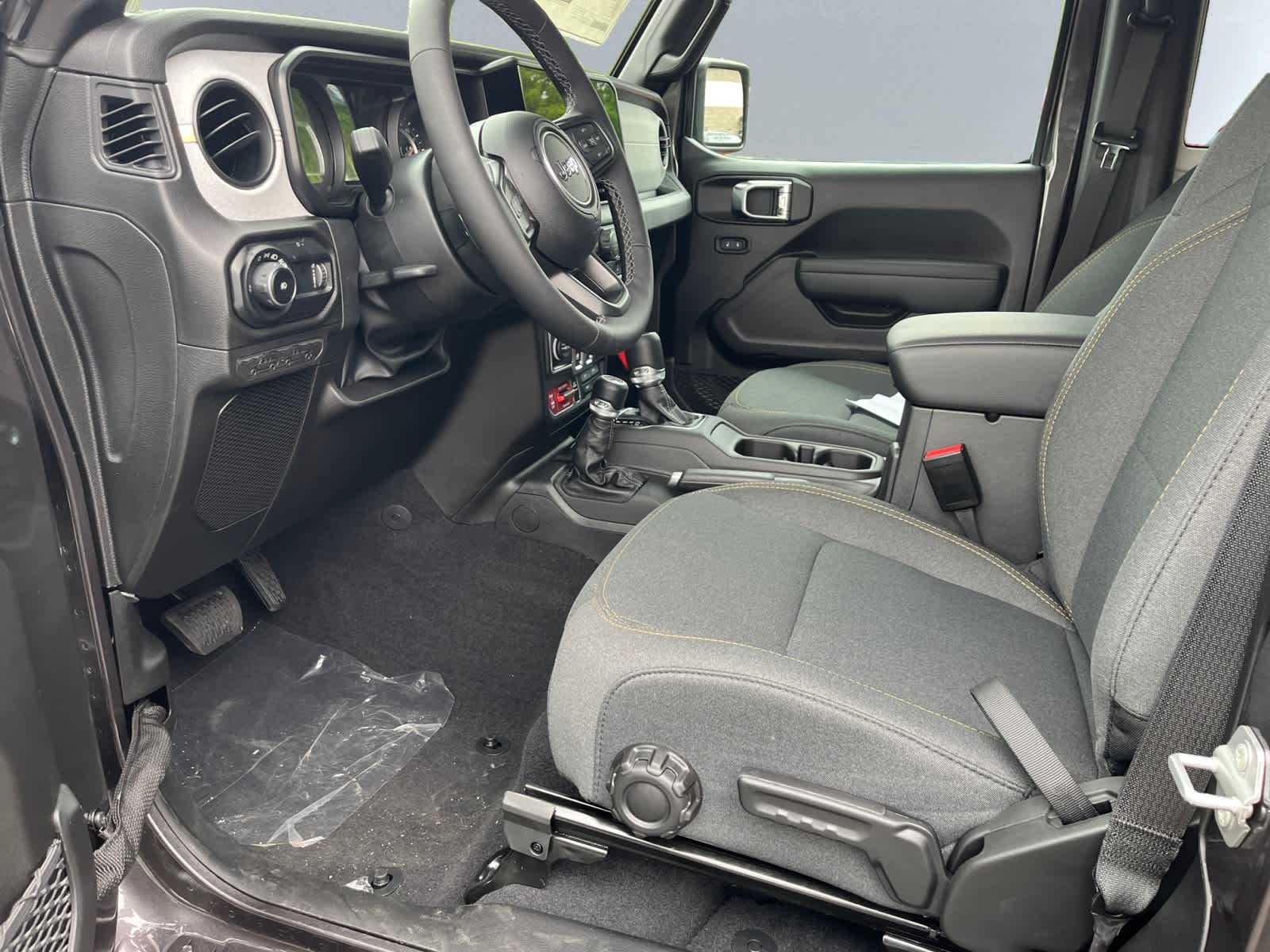 new 2025 Jeep Wrangler car, priced at $52,970