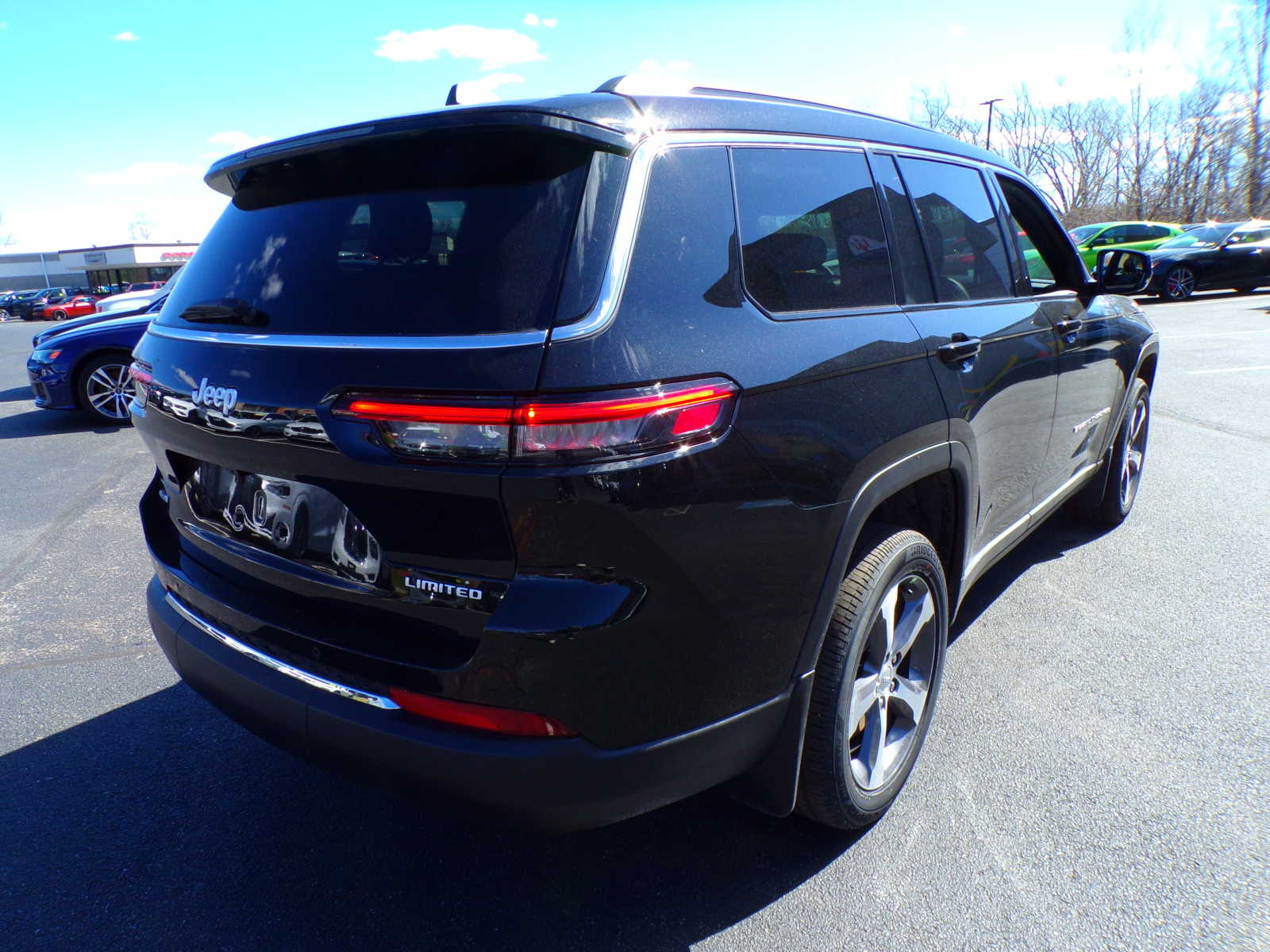 new 2024 Jeep Grand Cherokee car, priced at $57,735