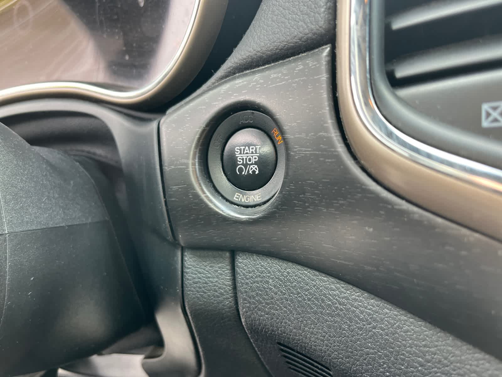 used 2015 Jeep Grand Cherokee car, priced at $9,988