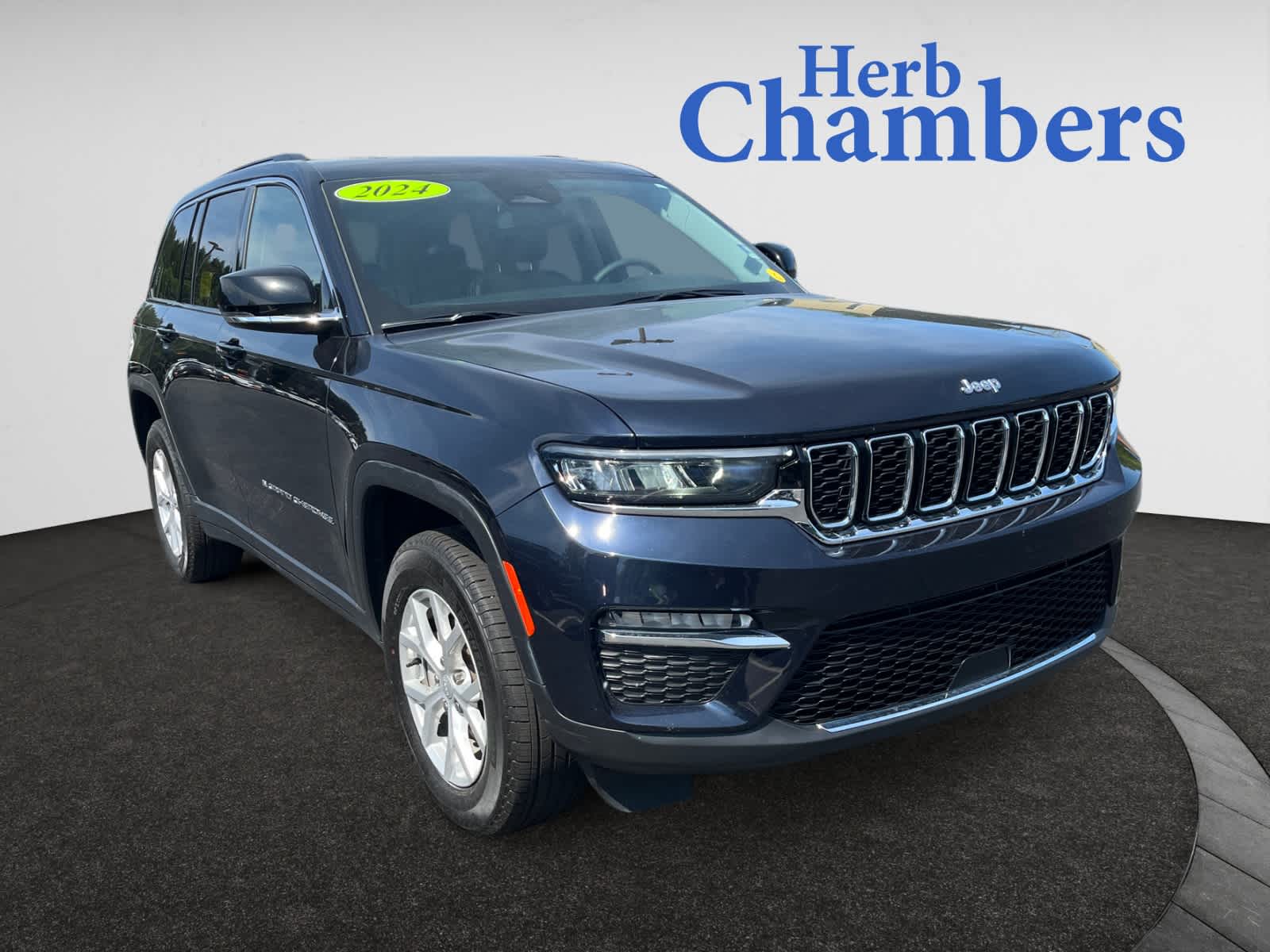 used 2024 Jeep Grand Cherokee car, priced at $39,998