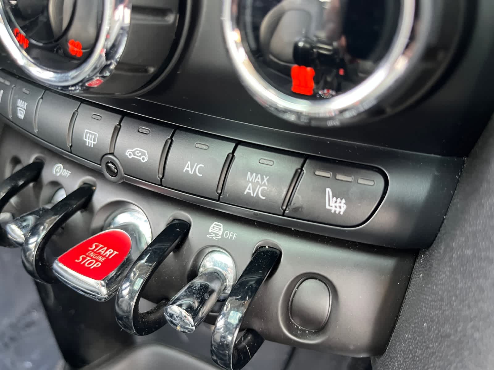 used 2019 MINI Hardtop 2 Door car, priced at $15,488