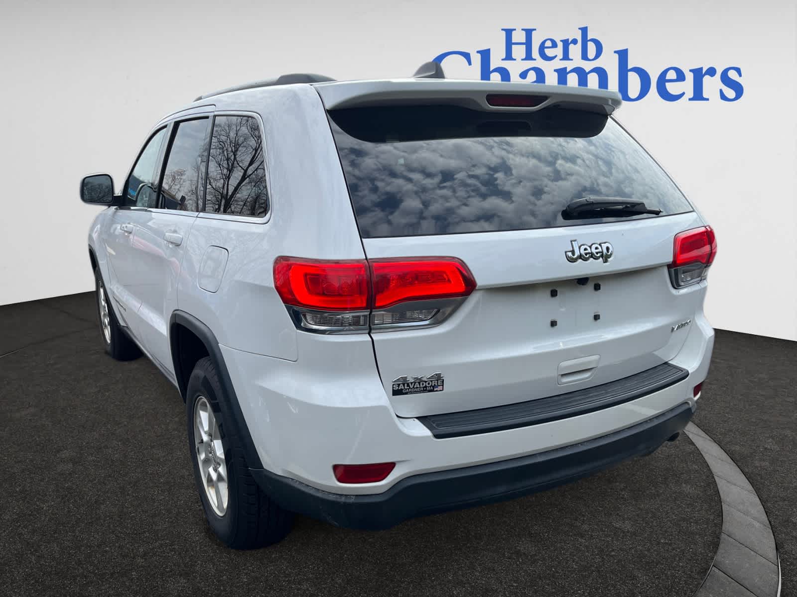 used 2015 Jeep Grand Cherokee car, priced at $9,988