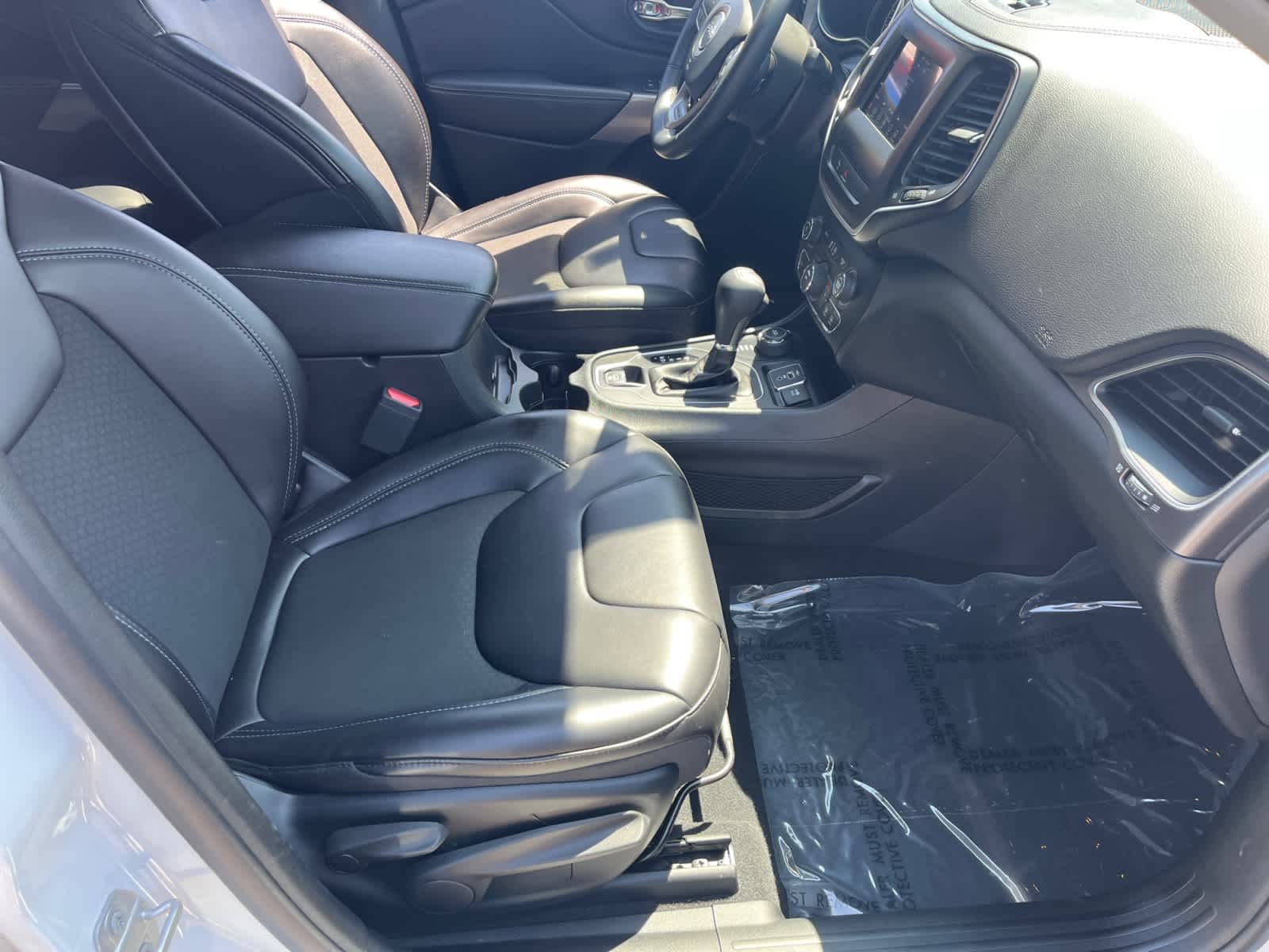 used 2019 Jeep Cherokee car, priced at $19,498