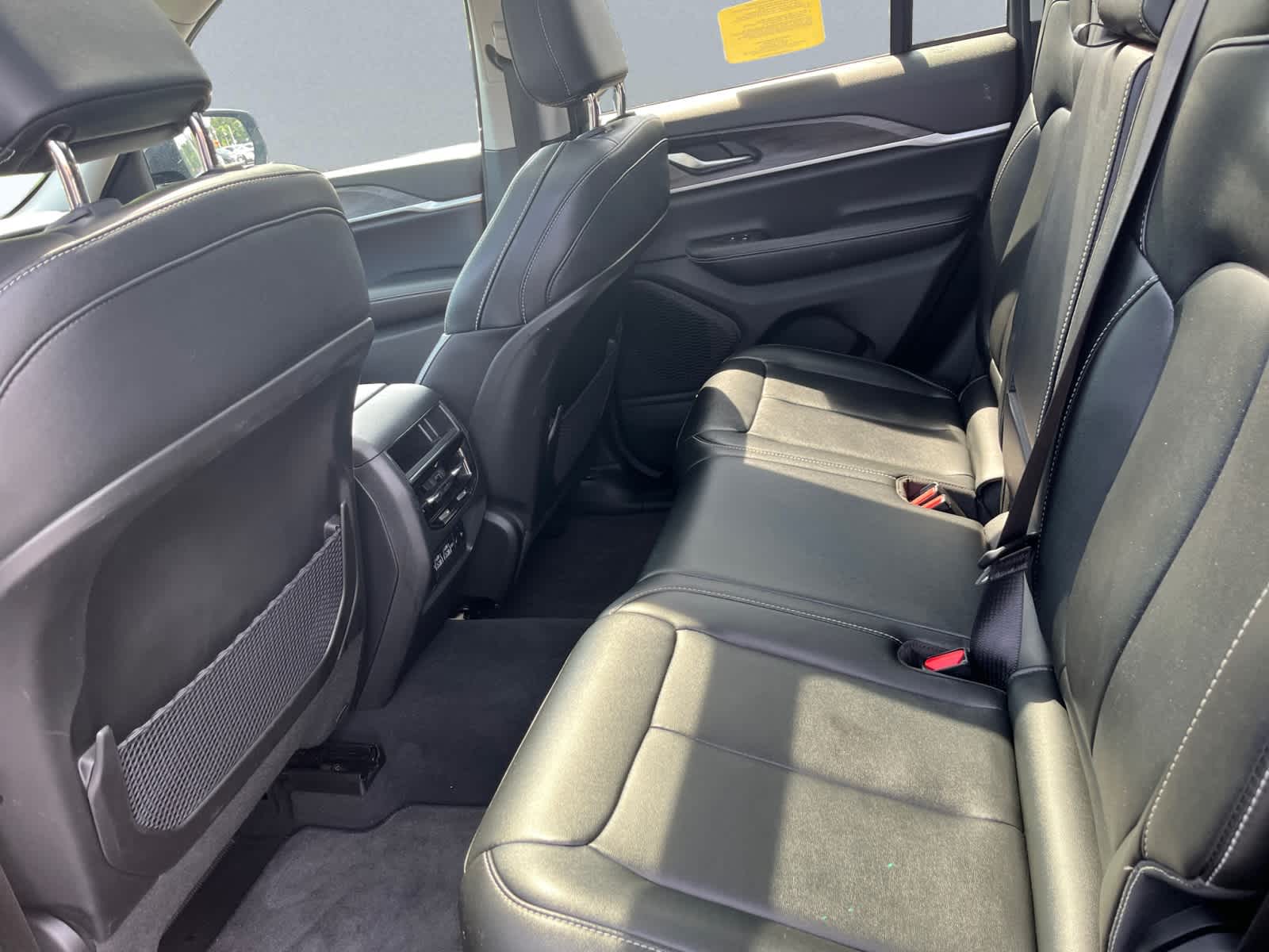 used 2024 Jeep Grand Cherokee car, priced at $39,998