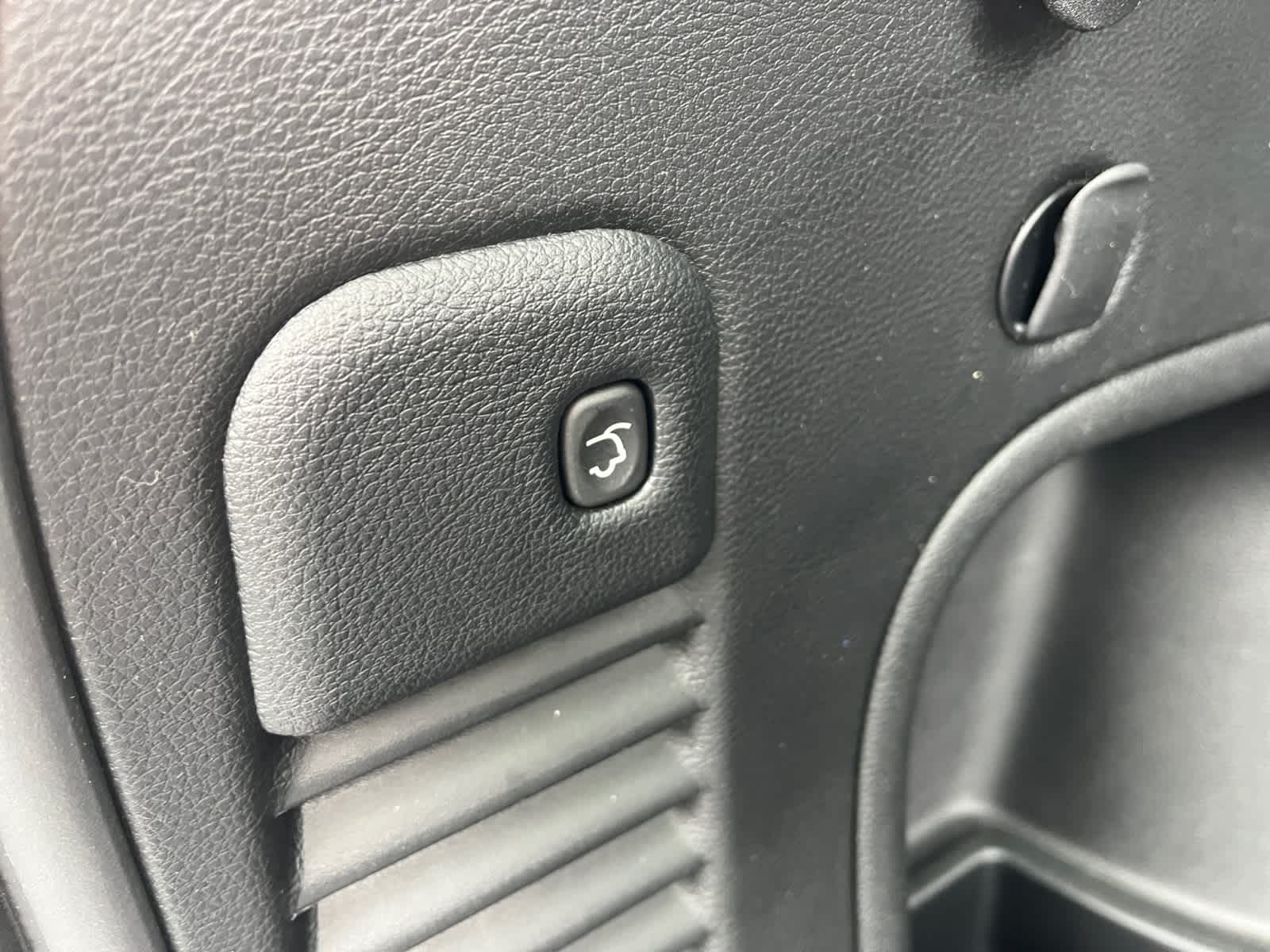 used 2021 Jeep Grand Cherokee car, priced at $27,988
