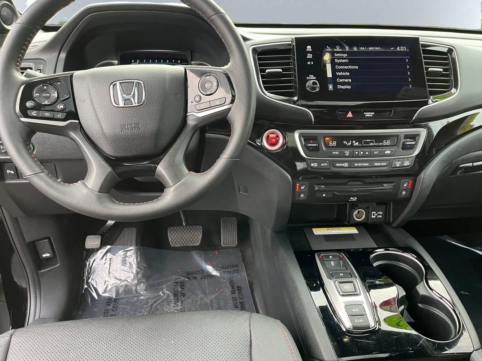 used 2022 Honda Pilot car, priced at $37,998