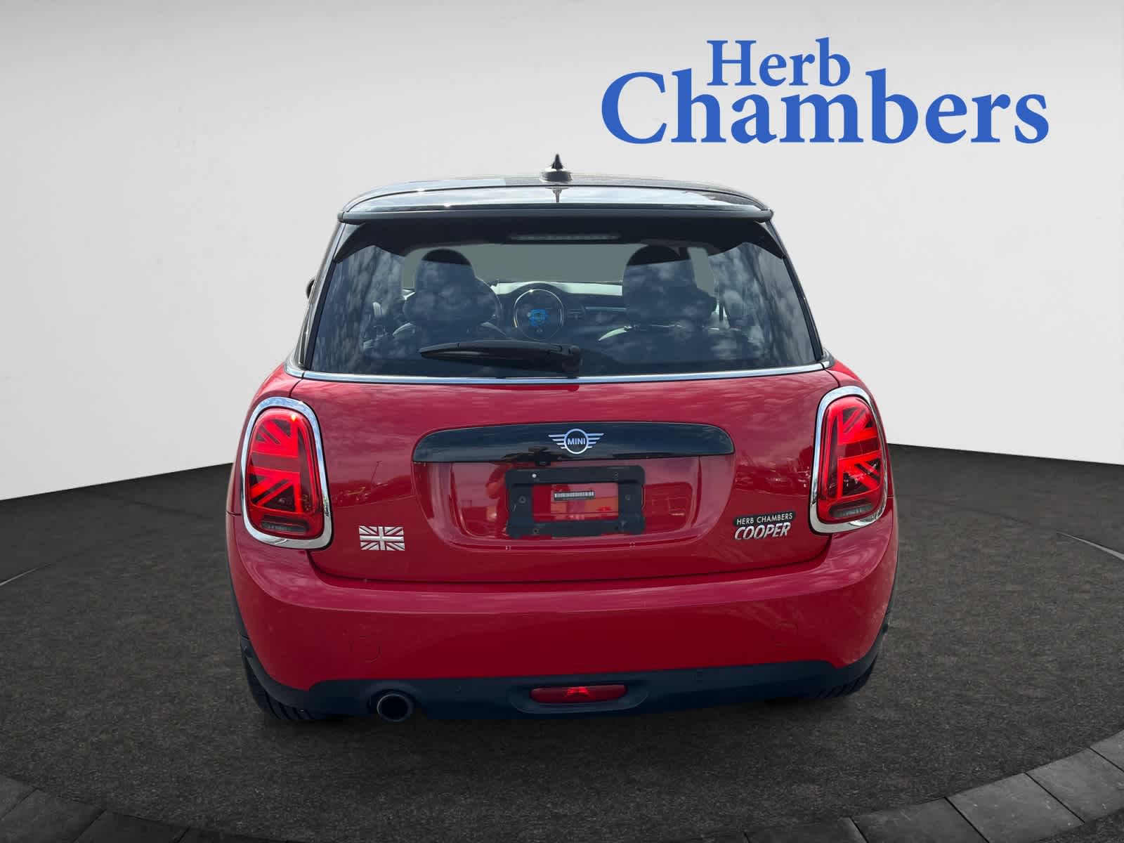 used 2019 MINI Hardtop 2 Door car, priced at $15,488