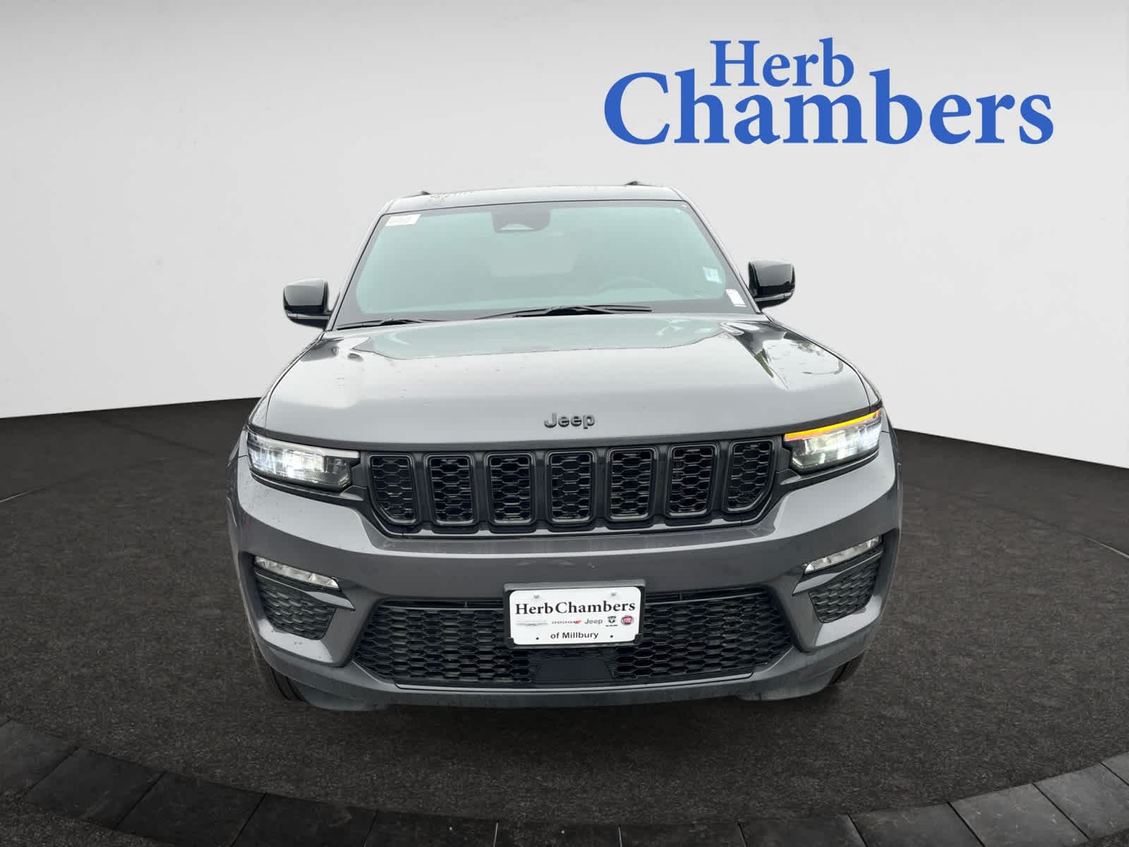 new 2025 Jeep Grand Cherokee car, priced at $52,960