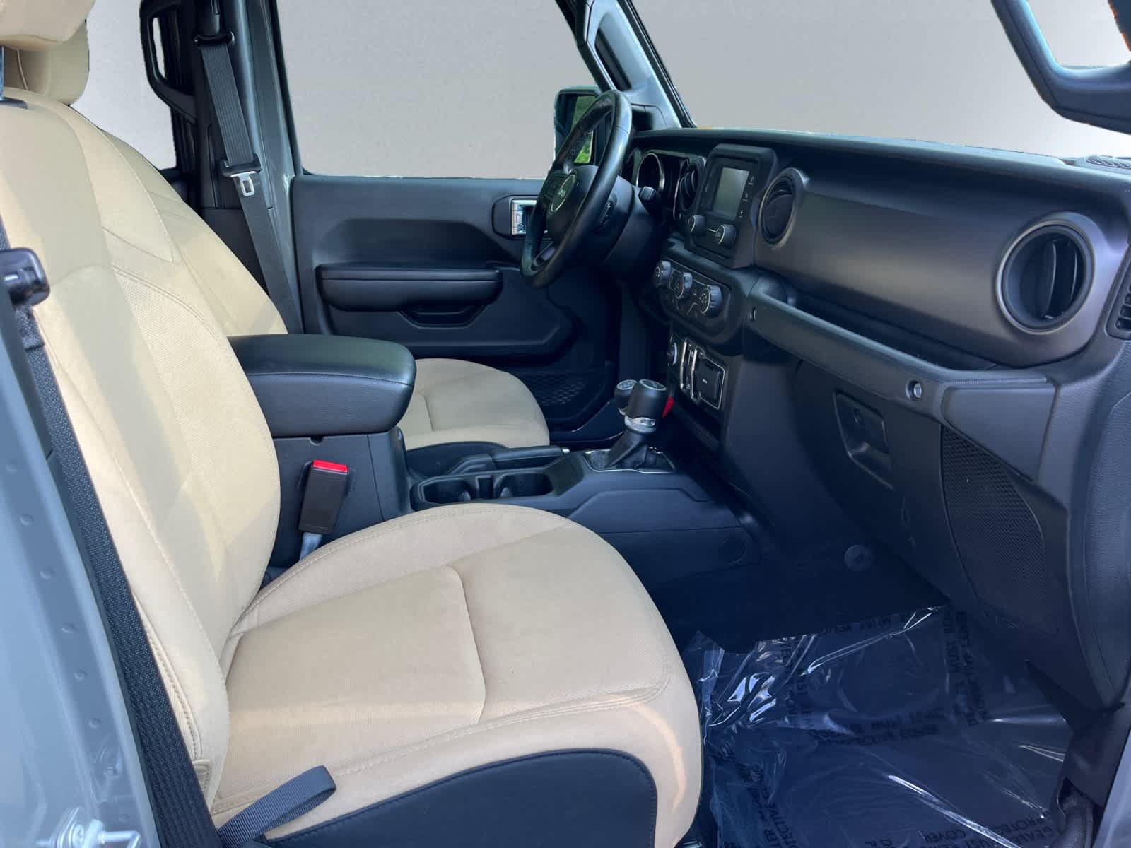 used 2021 Jeep Gladiator car, priced at $27,188