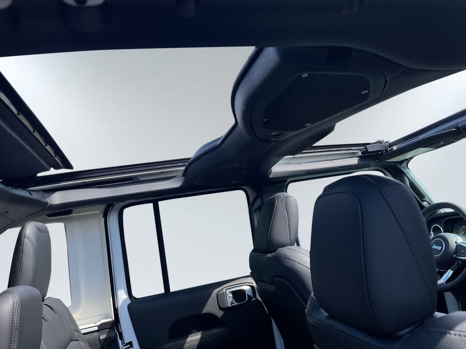 new 2025 Jeep Wrangler car, priced at $61,345