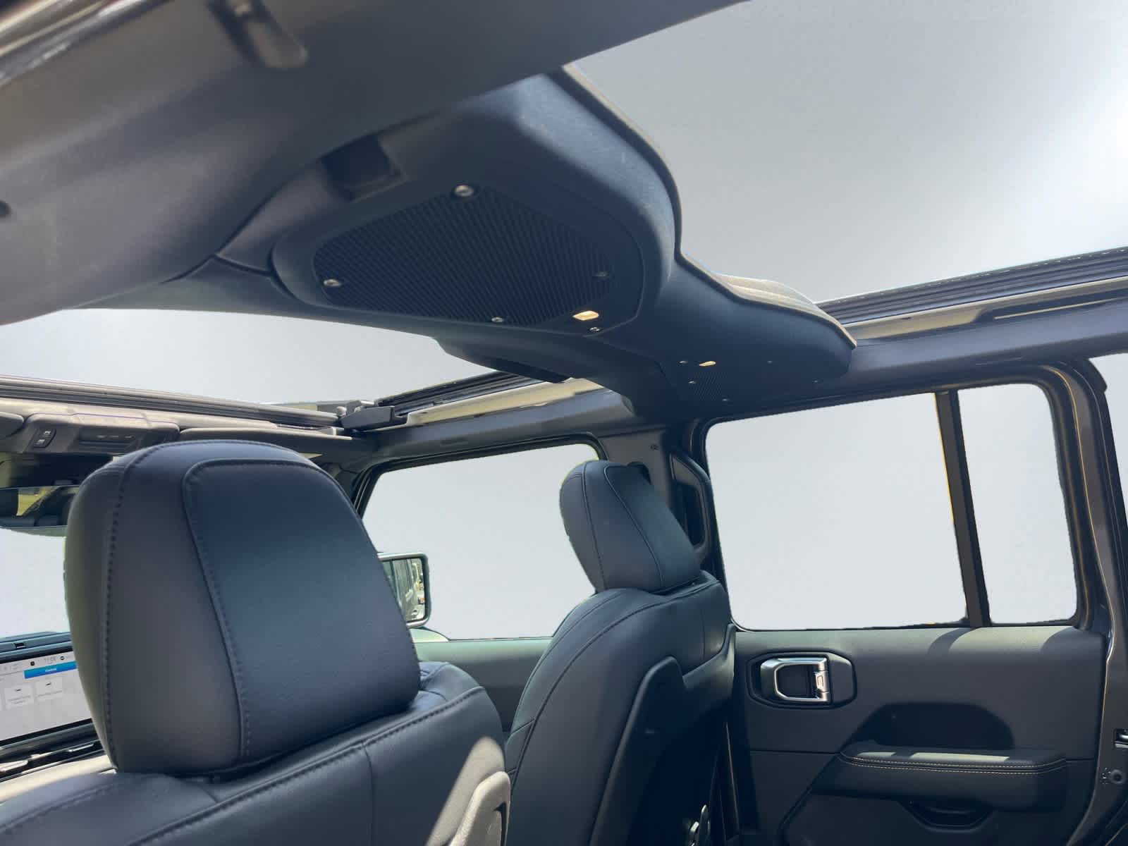 new 2025 Jeep Wrangler car, priced at $59,120